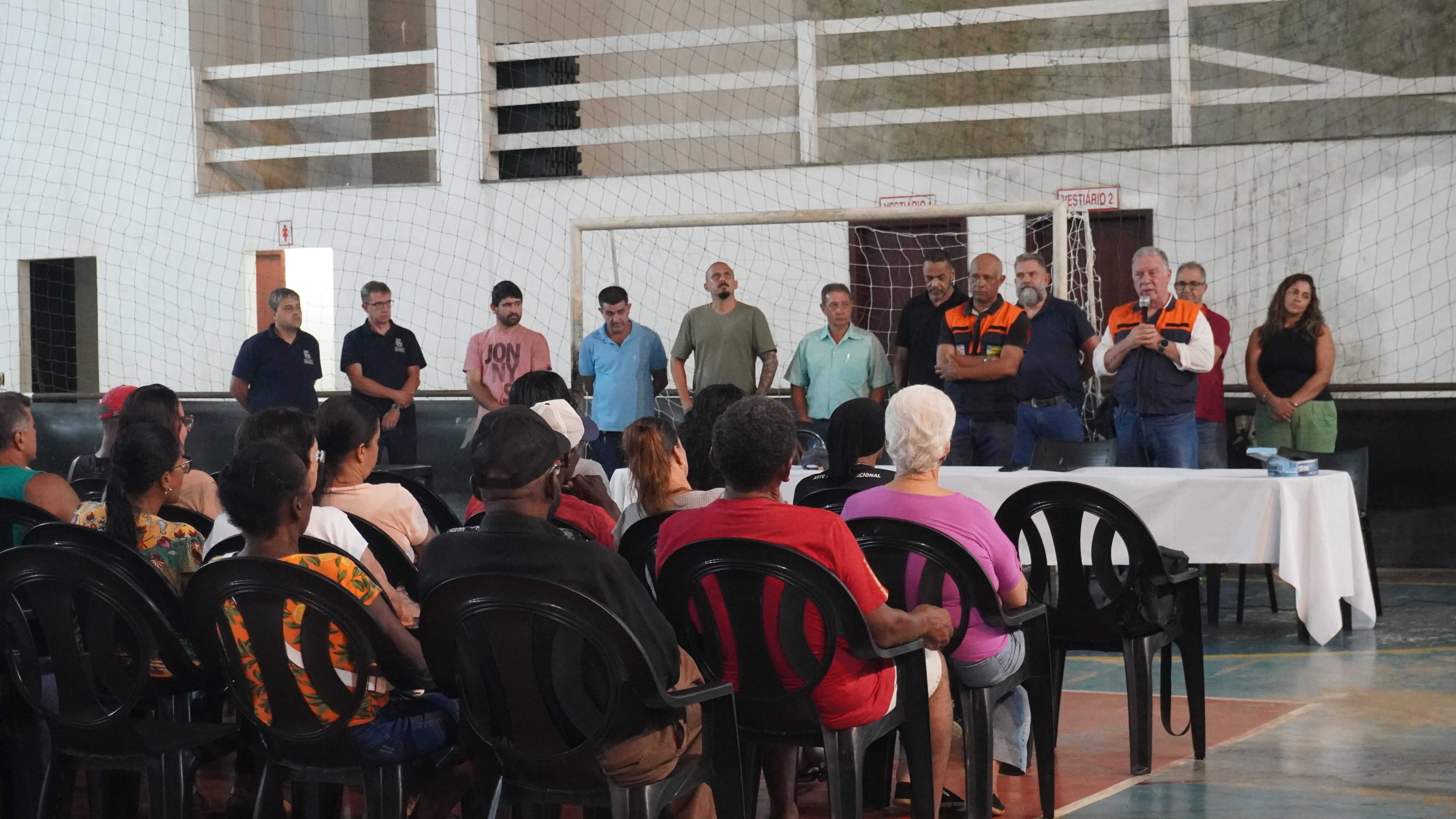 Câmara e Gabinete de Crise se reúnem com moradores de Euclidelândia após fortes chuvas